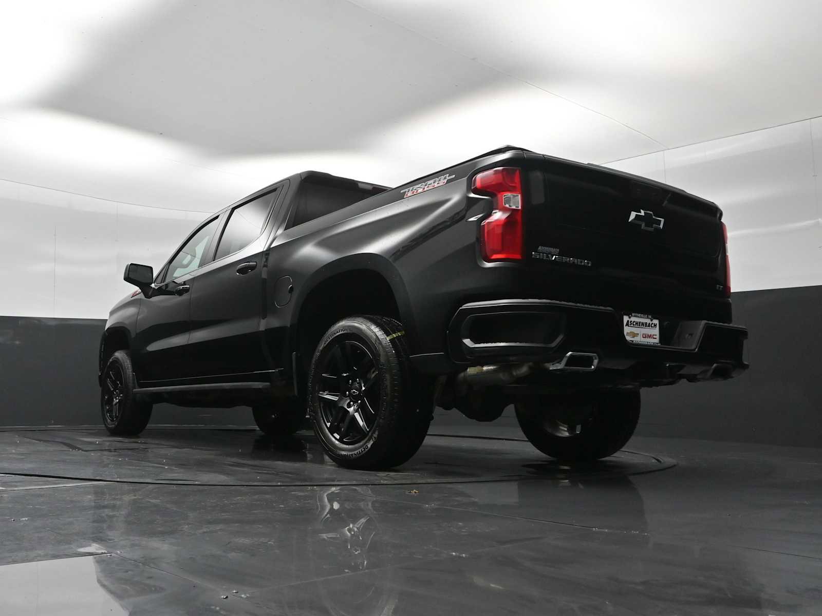 Used 2022 Chevrolet Silverado 1500 LT Trail Boss w/ Convenience Package II image 22