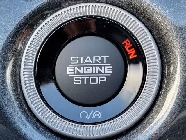 Certified 2023 Jeep Grand Cherokee L Laredo image 6