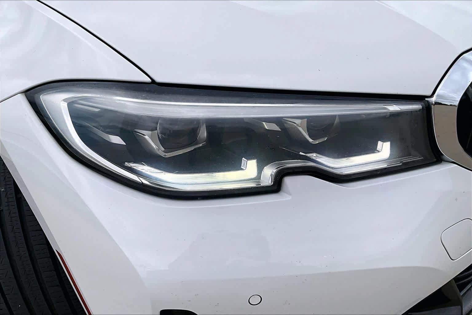 Used 2020 BMW 330i Sedan w/ Convenience Package RWD image 27