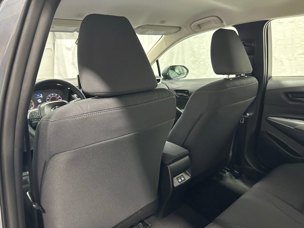 Used 2025 Toyota Corolla LE FWD image 45
