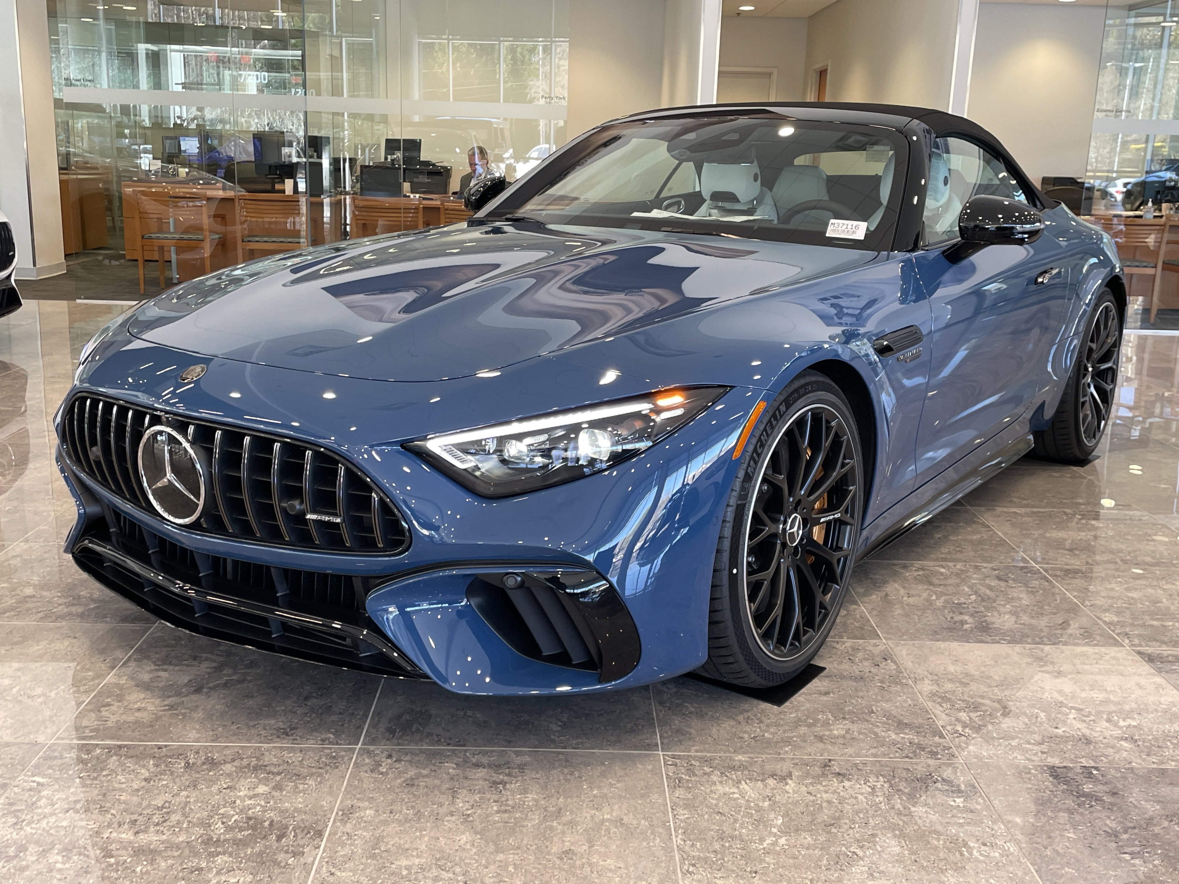 New 2026 Mercedes-Benz SL 63 AMG S e Performance 4MATIC video 2