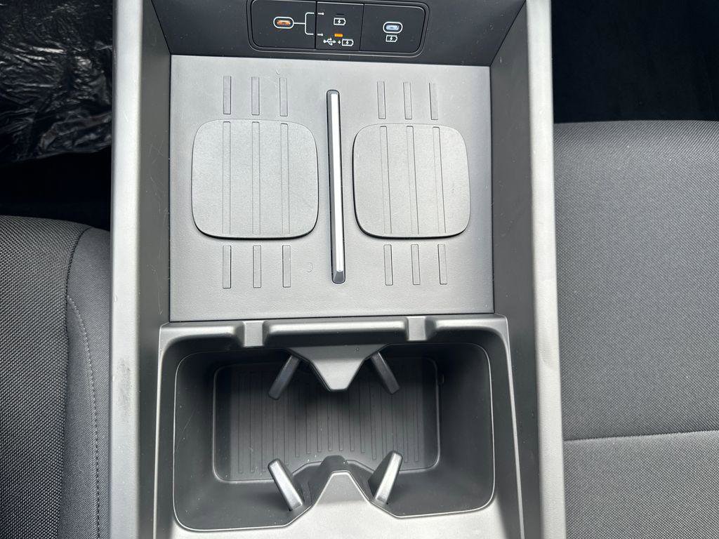 New 2026 Hyundai Santa Fe SE image 17