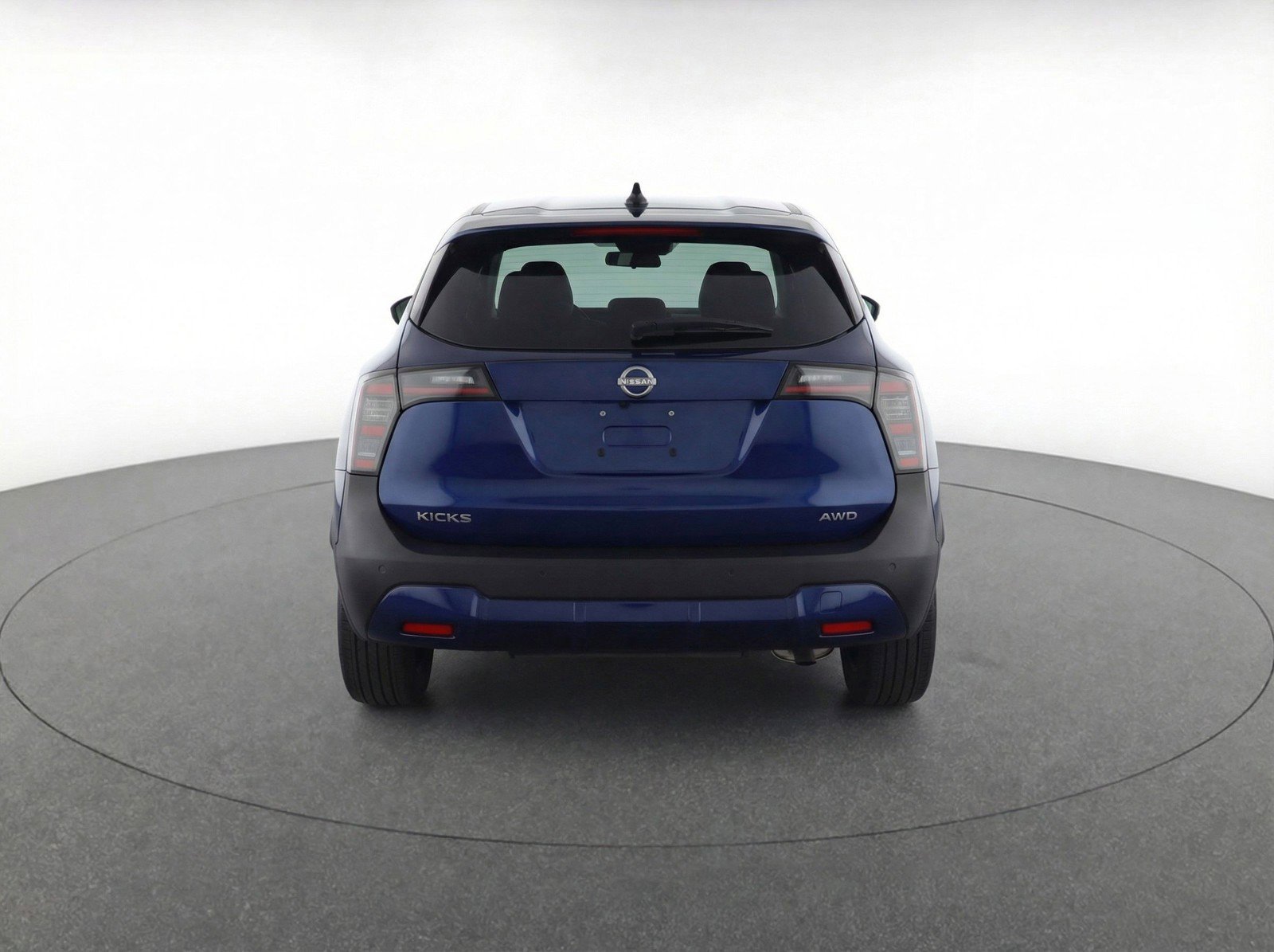 Used 2025 Nissan Kicks SV image 7