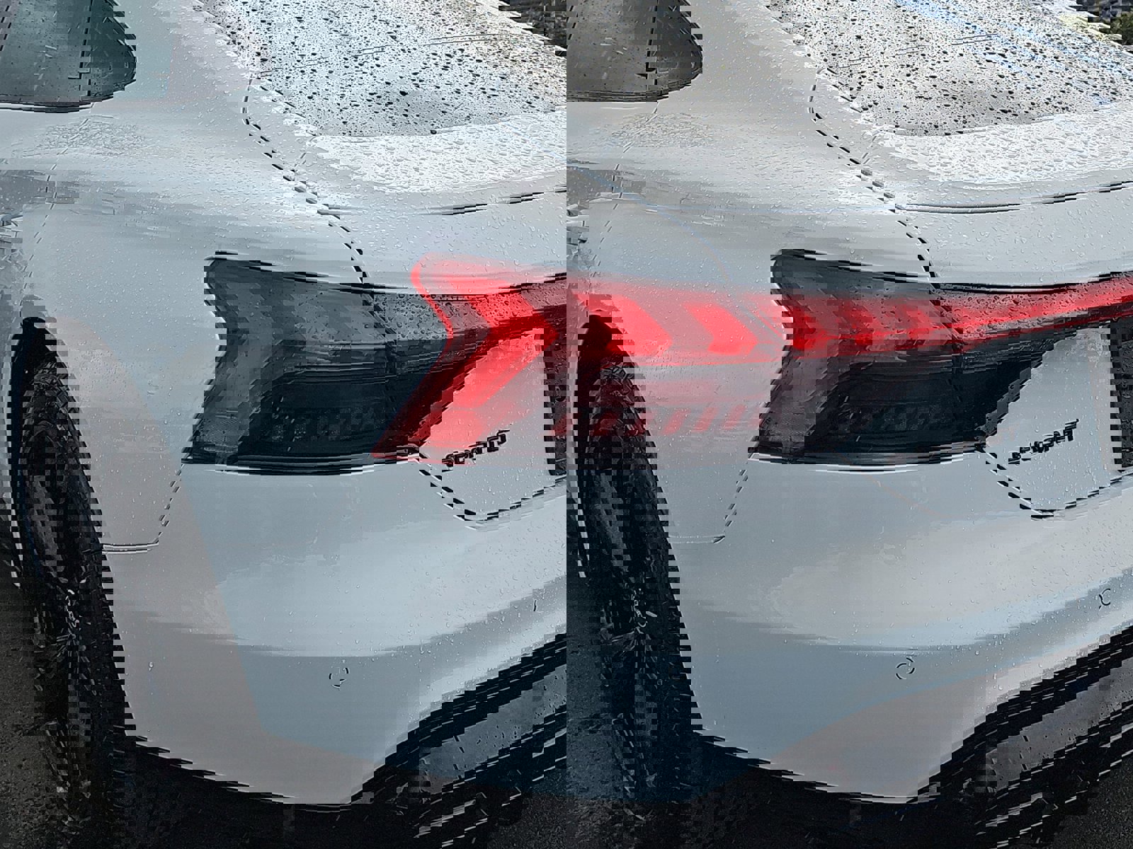 Used 2022 Audi e-tron GT Premium Plus w/ Performance Package image 35