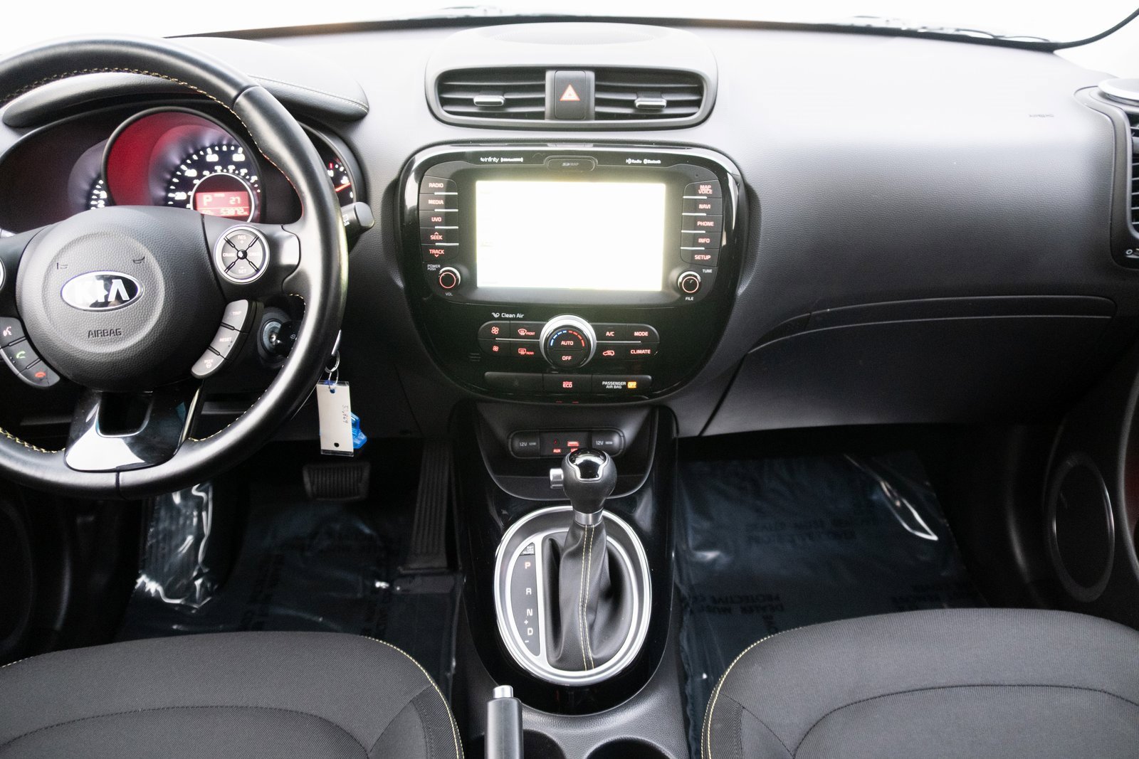 Used 2016 Kia Soul + w/ Audio Package image 16