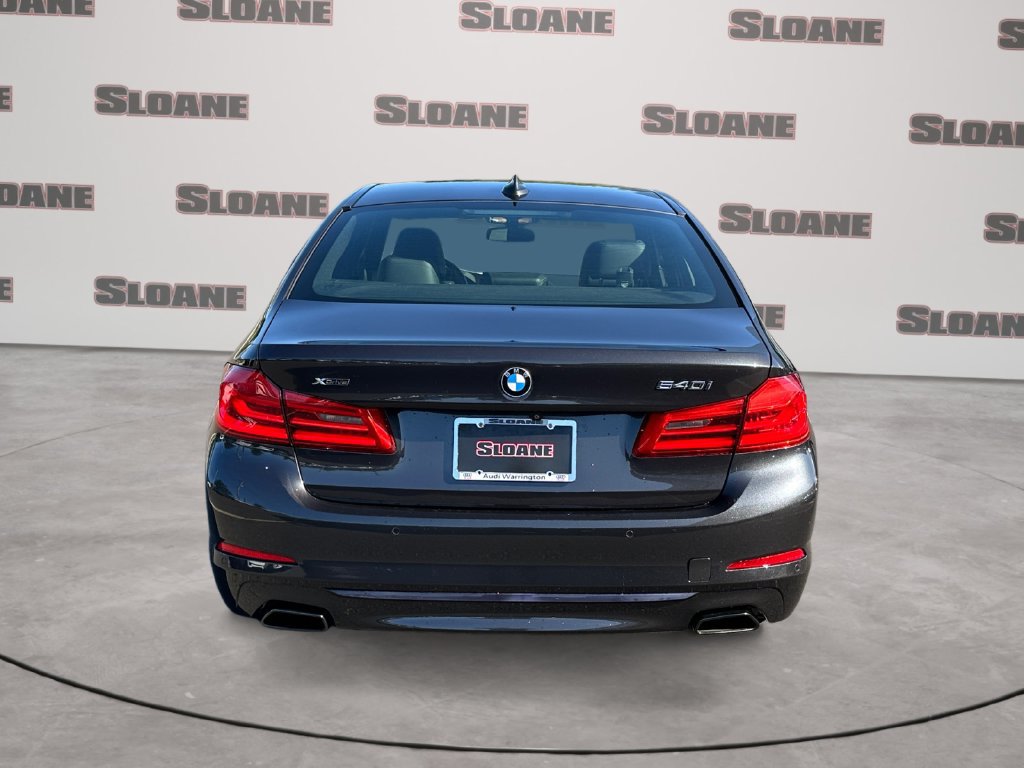 Used 2019 BMW 540i xDrive w/ Convenience Package AWD/4WD image 4
