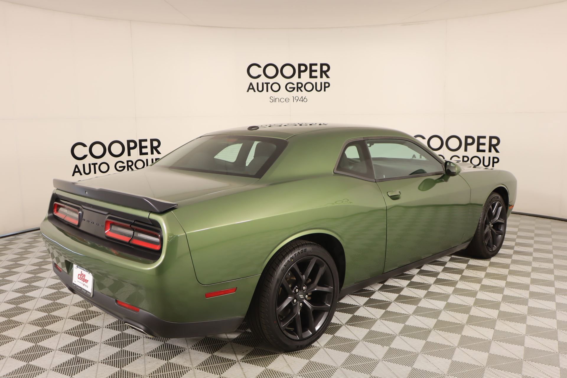 Used 2022 Dodge Challenger SXT w/ Blacktop Package image 18