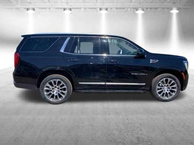 Used 2025 GMC Yukon Denali AWD/4WD image 5