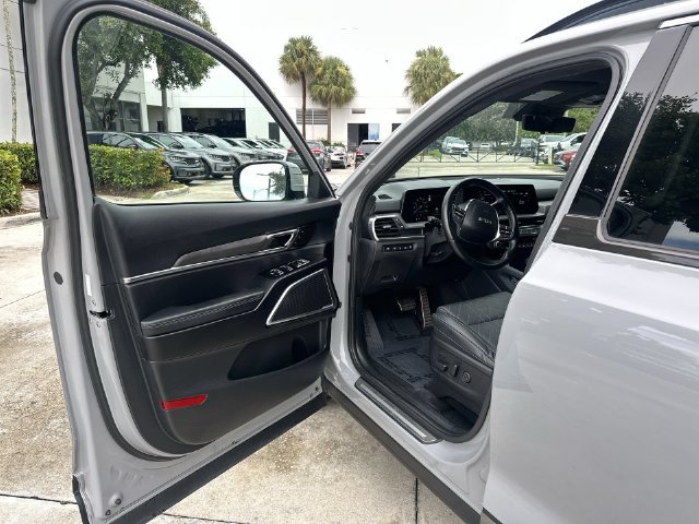 Used 2023 Kia Telluride SX Prestige X-Pro AWD/4WD image 22