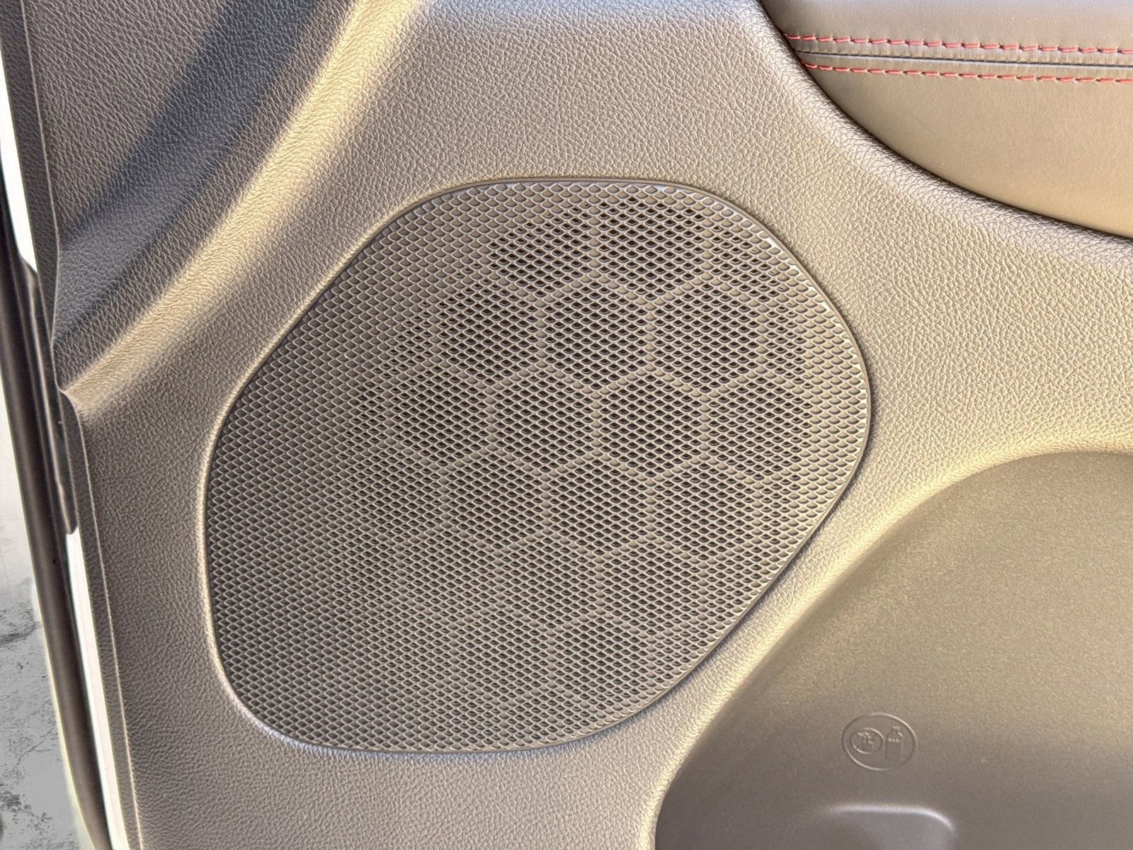 Used 2023 Dodge Durango R/T AWD/4WD image 39