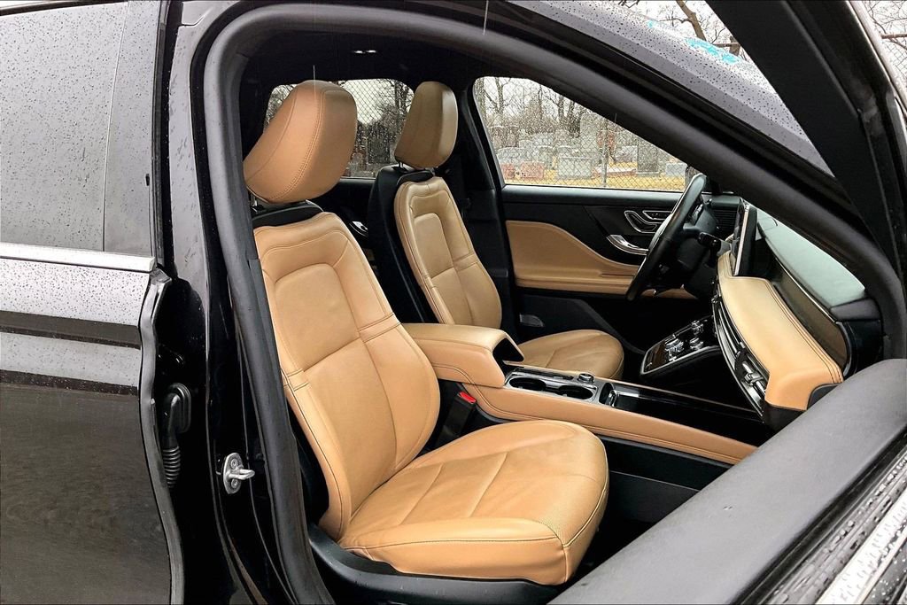 Used 2022 Lincoln Corsair Reserve w/ Elements Package AWD/4WD image 7