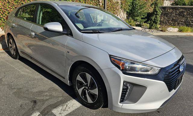 Used 2017 Hyundai Ioniq SEL FWD image 3