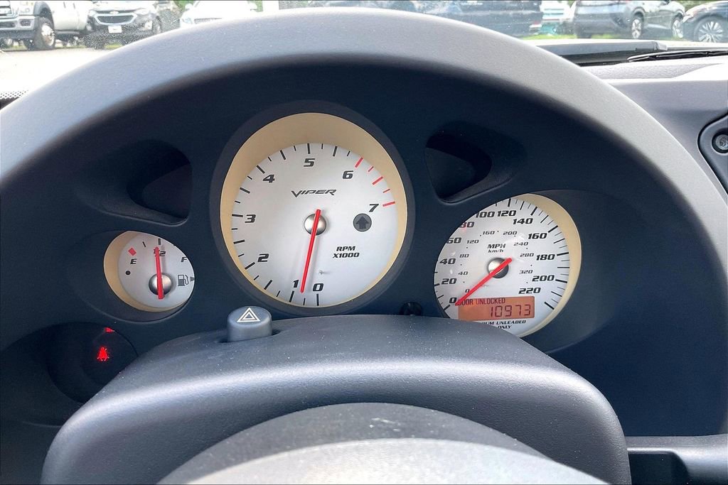 Used 2003 Dodge Viper SRT-10 RWD image 16