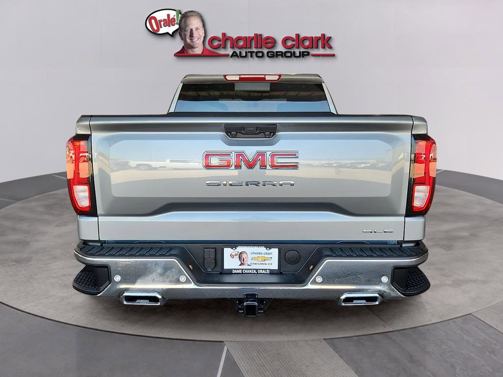 New 2026 GMC Sierra 1500 SLE image 4