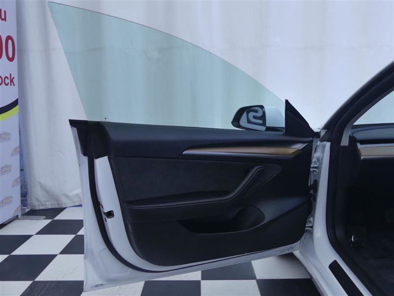 Used 2023 Tesla Model 3 Standard Range RWD image 24