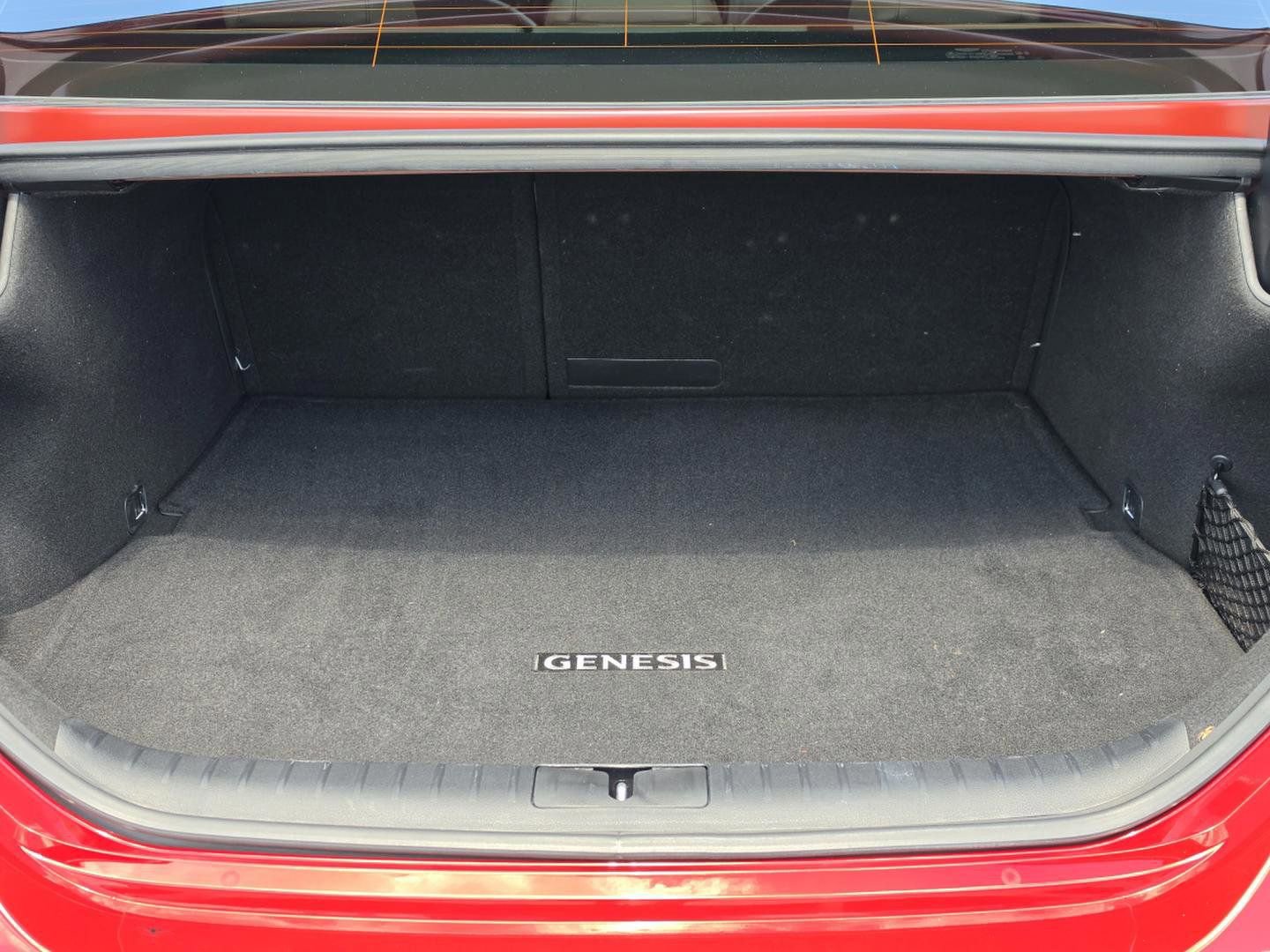 Used 2022 Genesis G70 3.3T RWD image 13