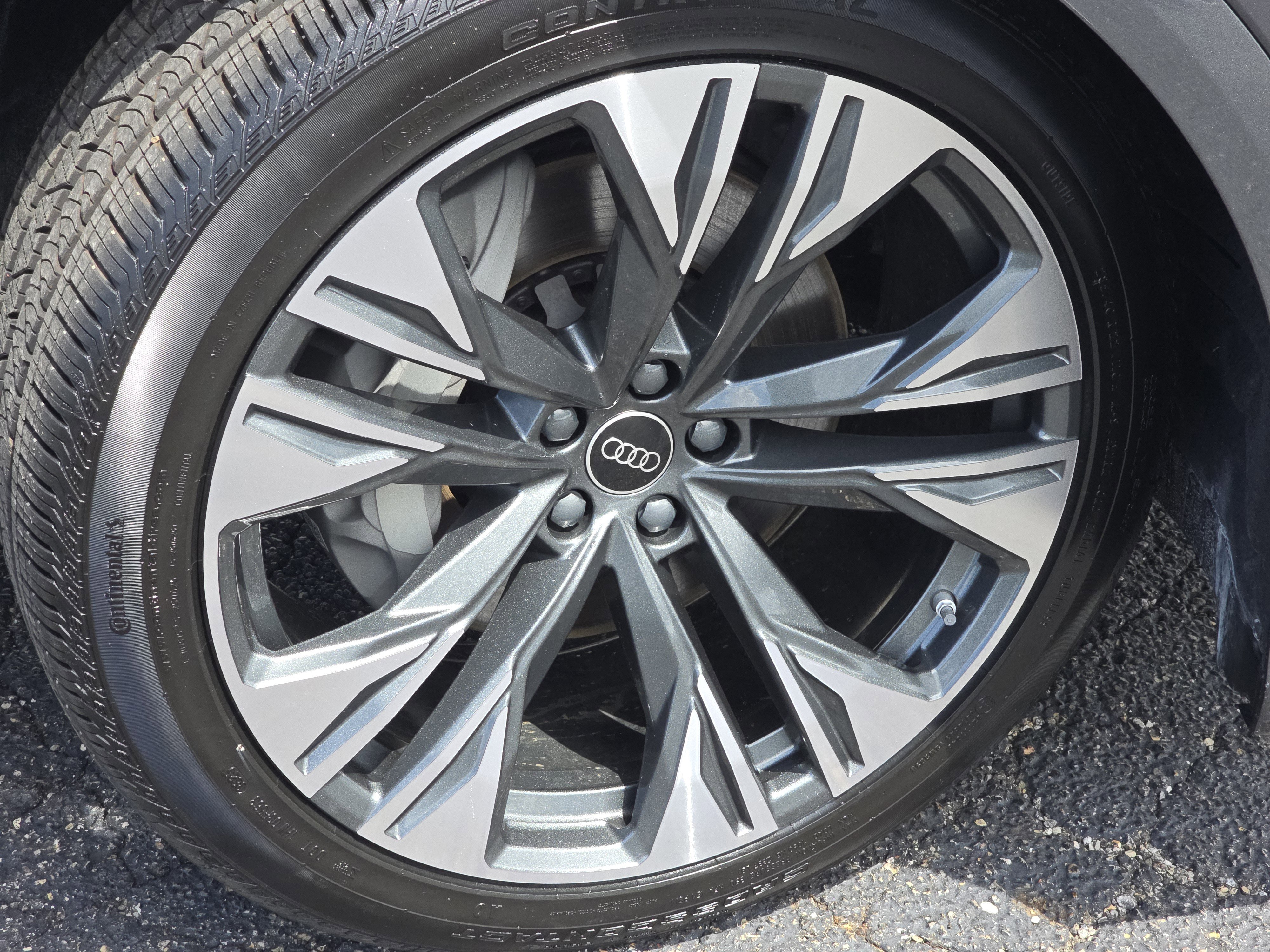 New 2026 Audi Q8 Premium Plus AWD/4WD image 16