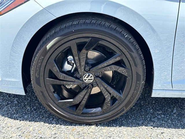 New 2025 Volkswagen Jetta SE image 14