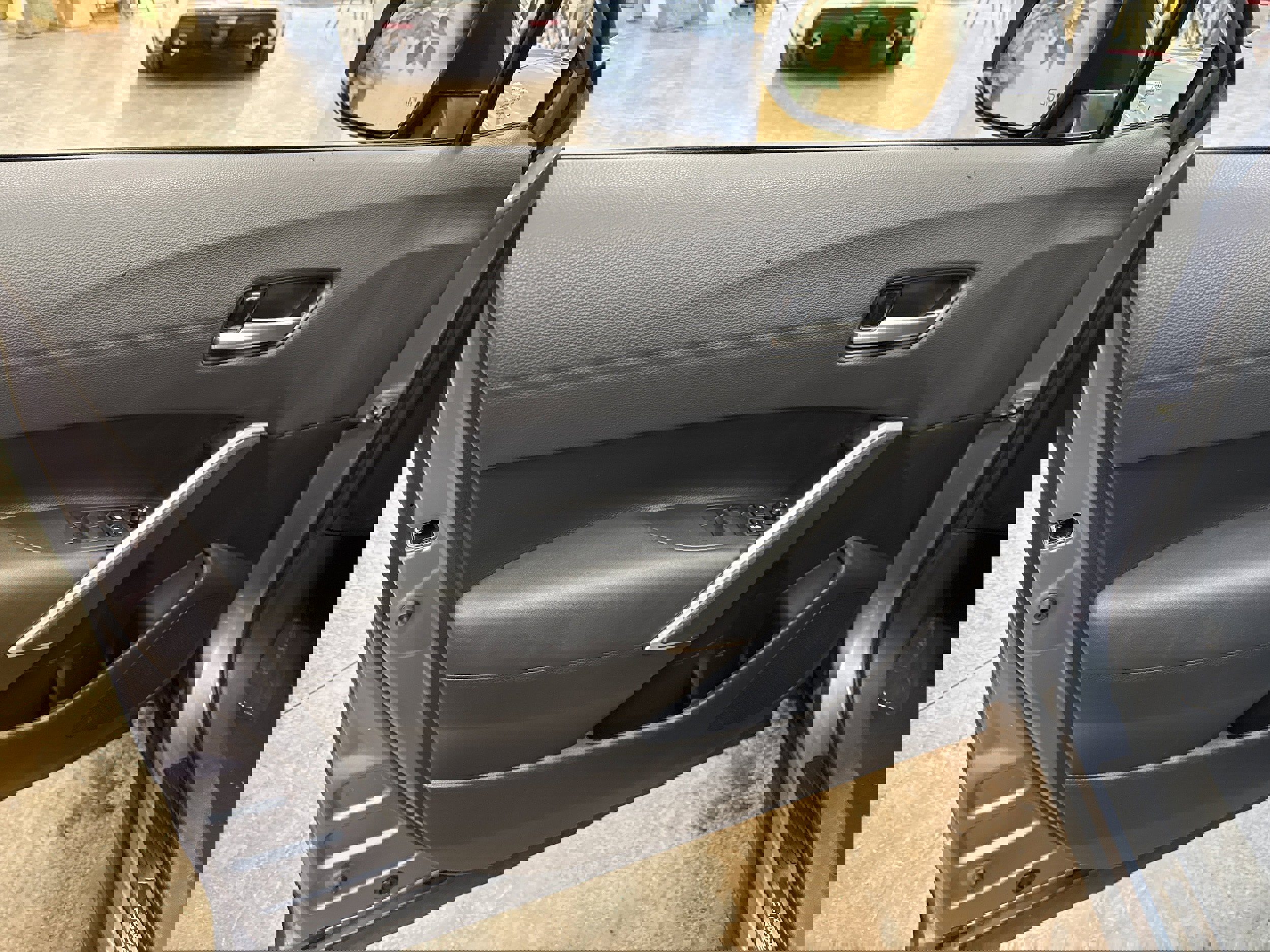 Used 2024 Toyota Corolla Cross XLE w/ Convenience Package image 26