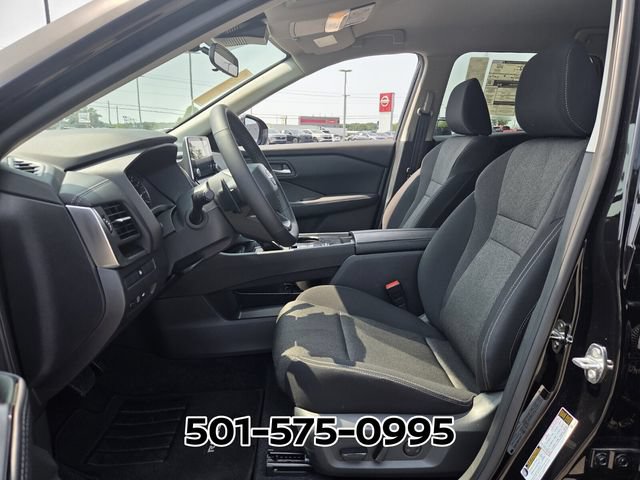 Used 2026 Nissan Rogue SV FWD image 9