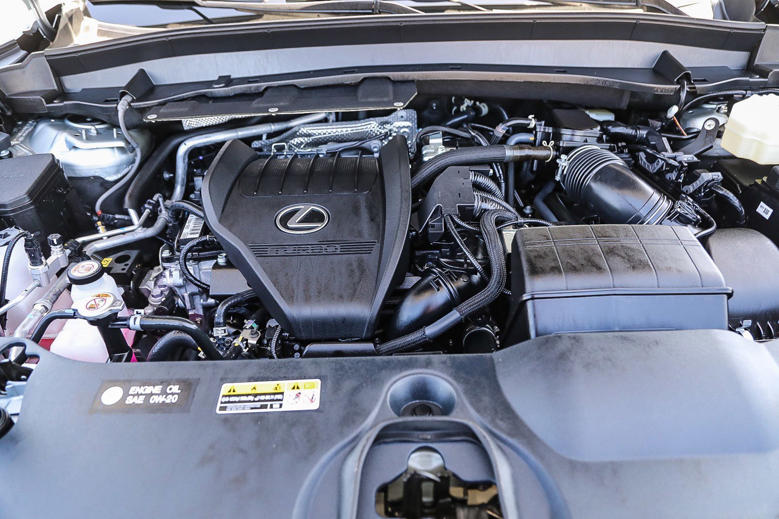 Used 2025 Lexus TX 500h AWD w/ Technology Package image 27