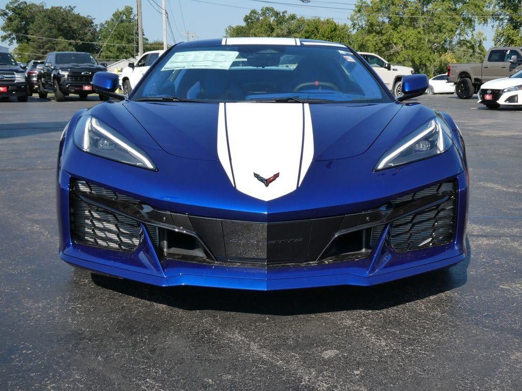 New 2027 Chevrolet Corvette Grand Sport w/ Z52 Sport Performance Package RWD image 8