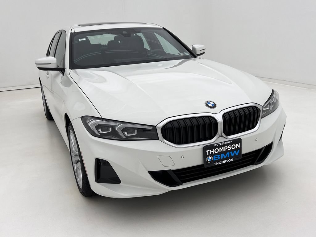 Certified 2023 BMW 330i xDrive Sedan w/ Convenience Package AWD/4WD image 3