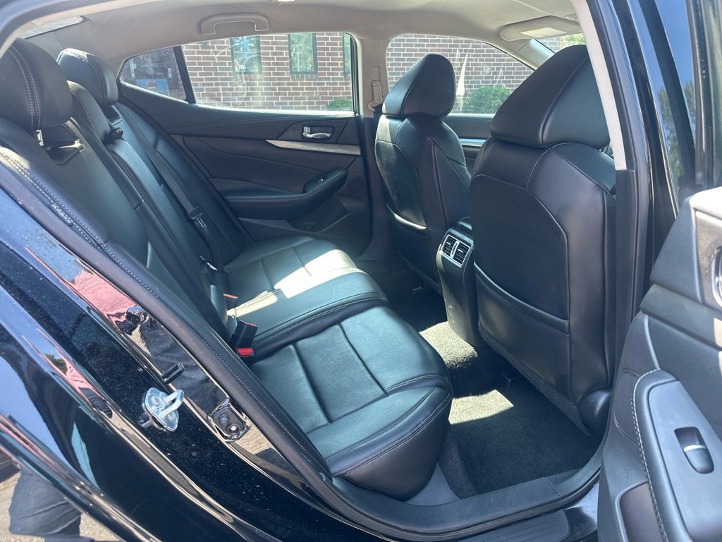 Used 2021 Nissan Maxima 3.5 SV w/ Floor Mat Group image 15