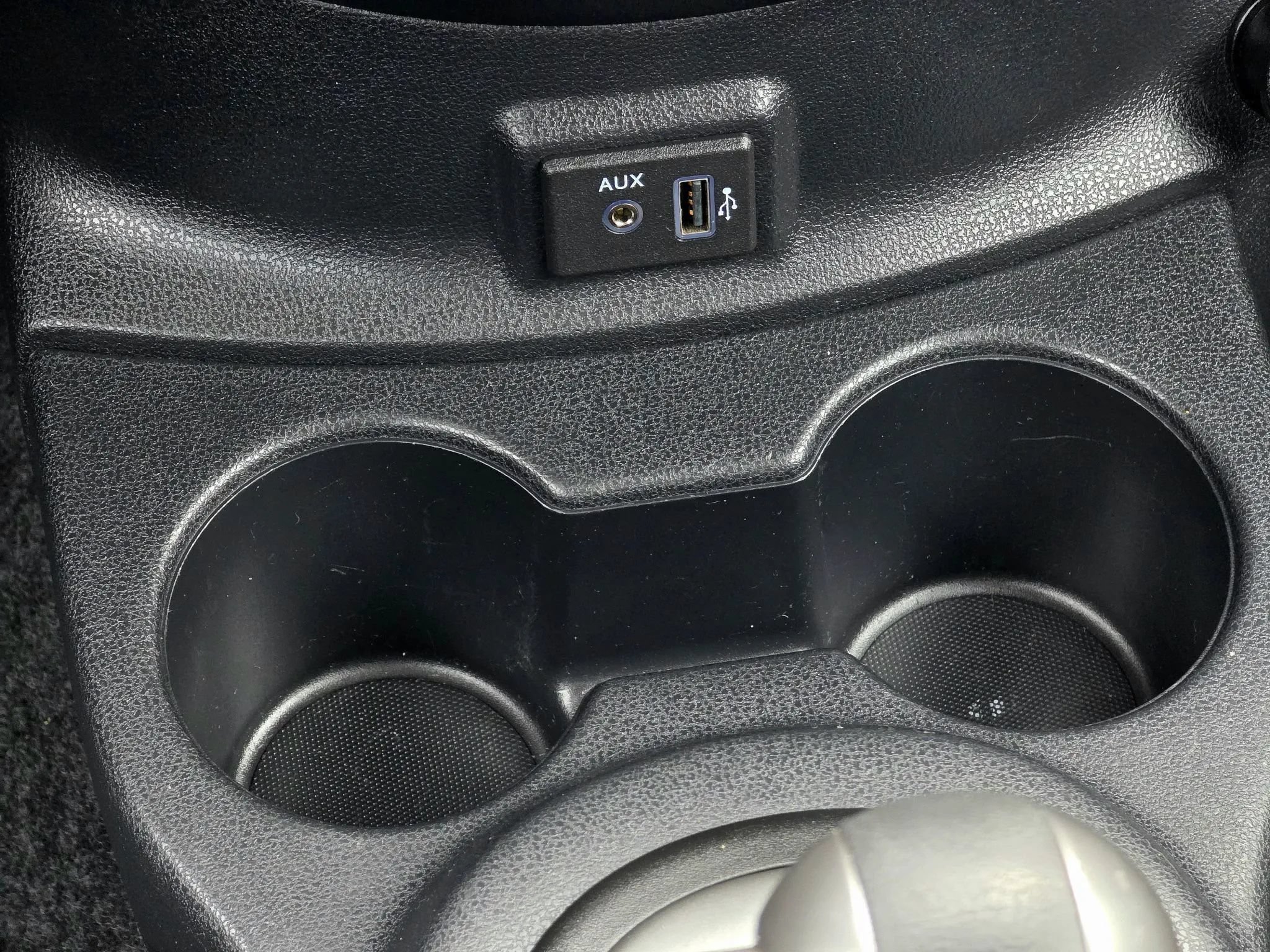 Used 2018 Nissan Versa SV w/ SV Special Edition Package FWD image 32