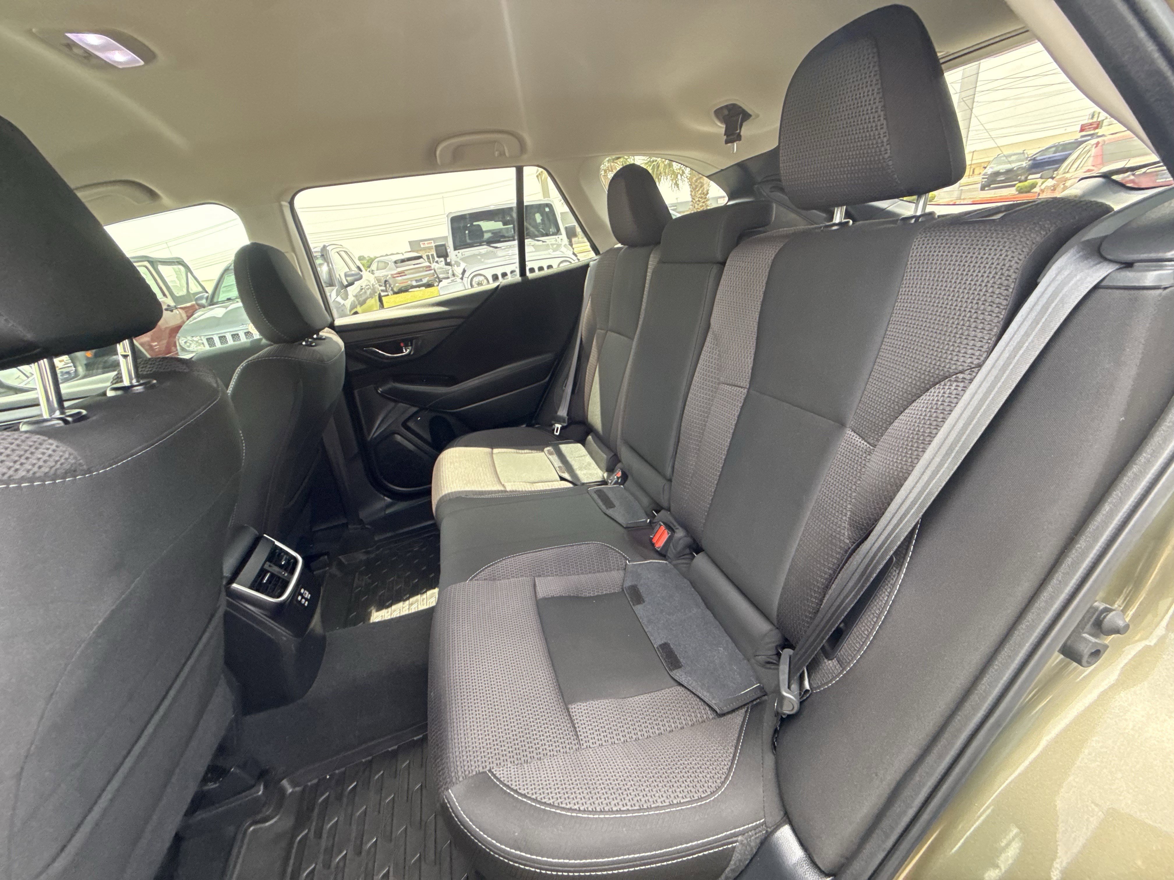 Used 2024 Subaru Outback Premium image 13