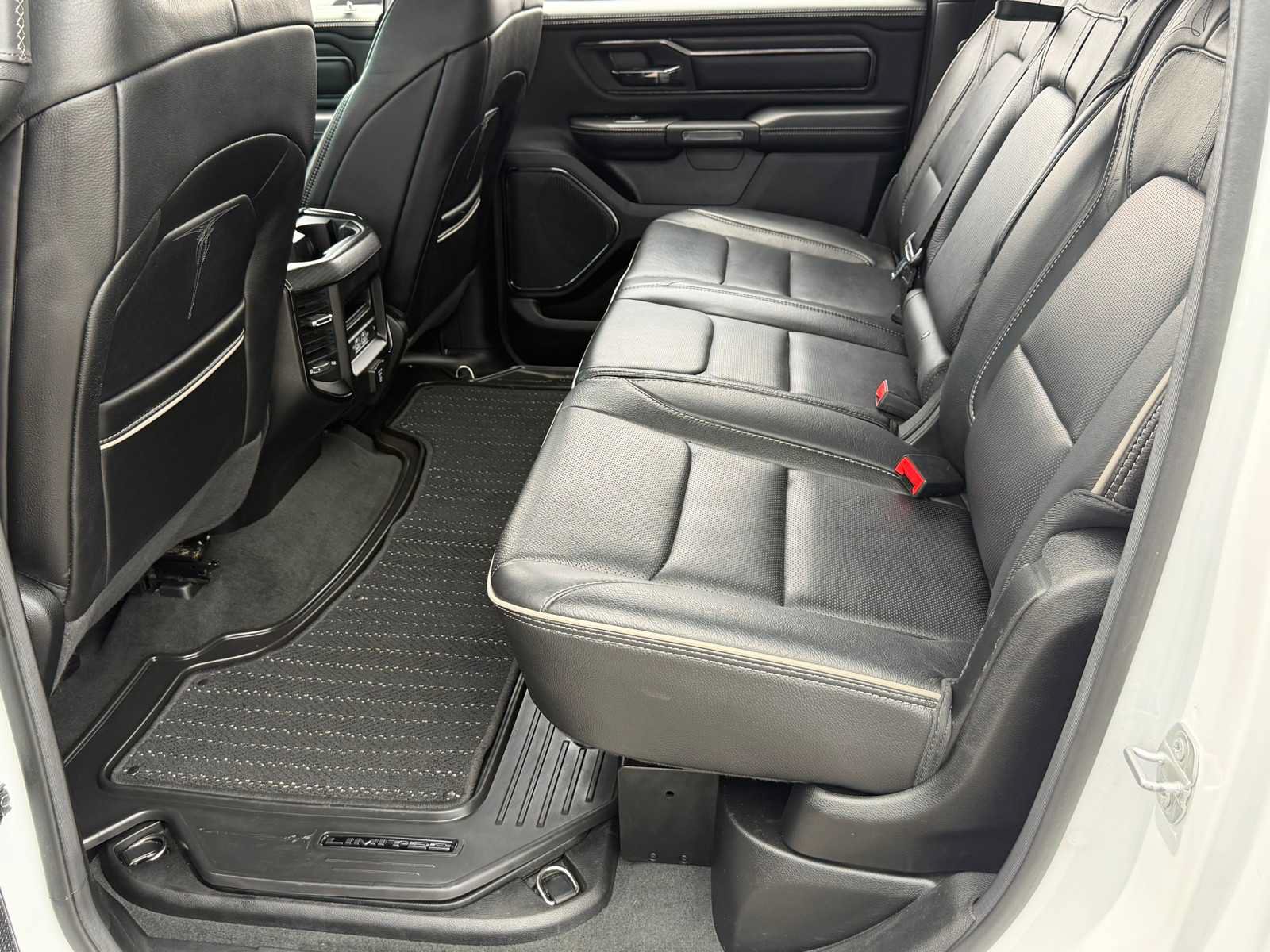 Used 2022 RAM 1500 Limited AWD/4WD image 24