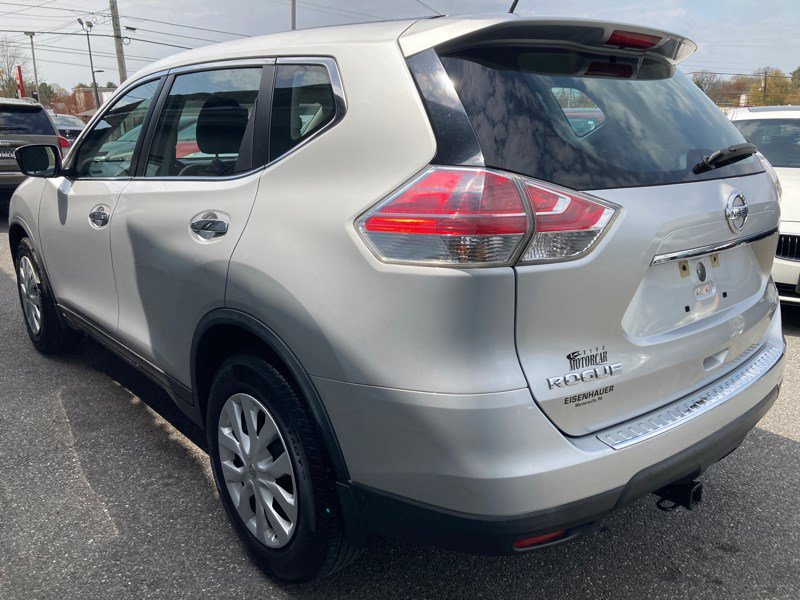 Used 2015 Nissan Rogue S image 6
