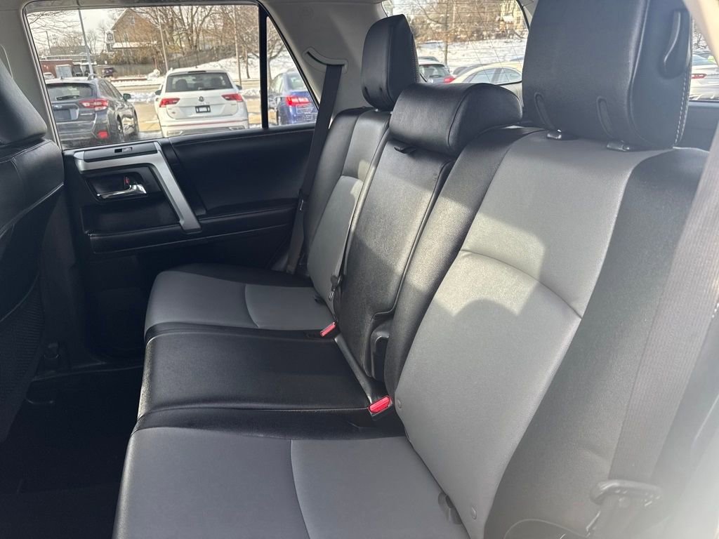 Used 2023 Toyota 4Runner SR5 Premium image 34