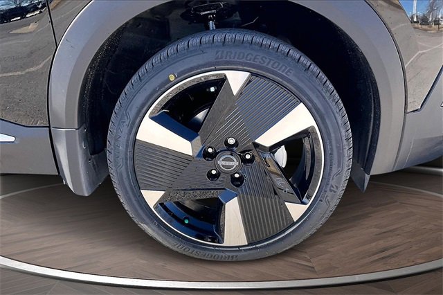 New 2026 Nissan Kicks SR image 12