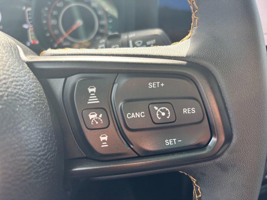 Used 2024 Jeep Wrangler Sport S image 19