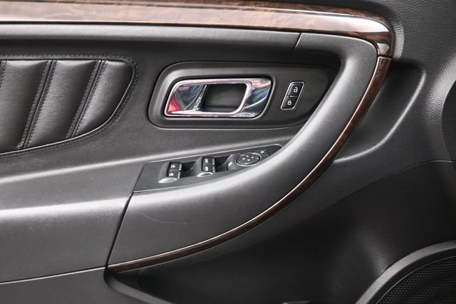Used 2013 Ford Taurus Limited FWD image 24