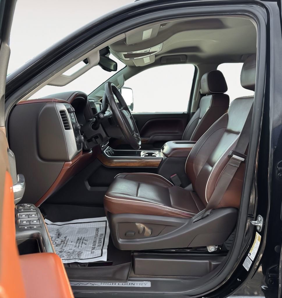 Used 2016 Chevrolet Silverado 2500 High Country w/ Duramax Plus Package image 12