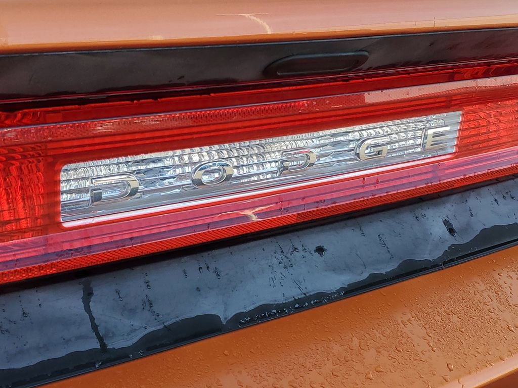 Used 2011 Dodge Challenger image 28