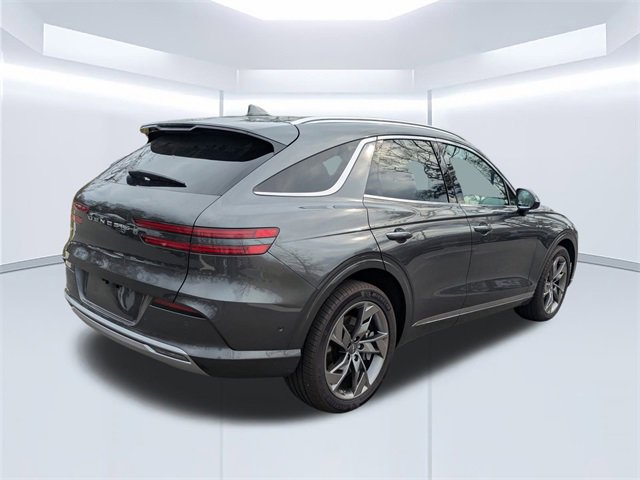 Used 2025 Genesis Electrified GV70 Advanced image 4