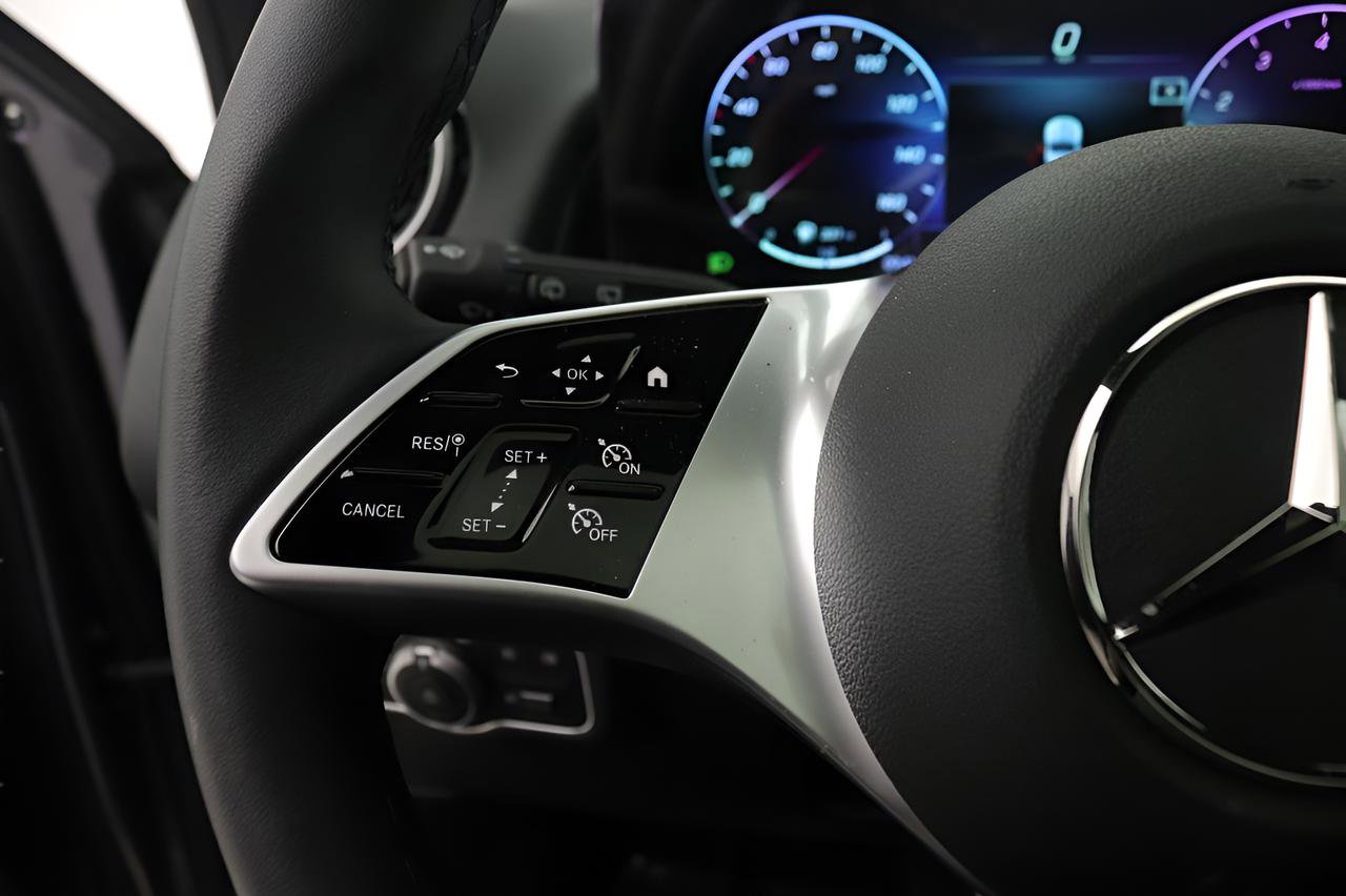 Certified 2026 Mercedes-Benz GLB 250 image 10