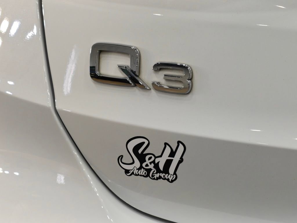 Used 2022 Audi Q3 2.0T Premium Plus w/ Premium Plus Package image 56