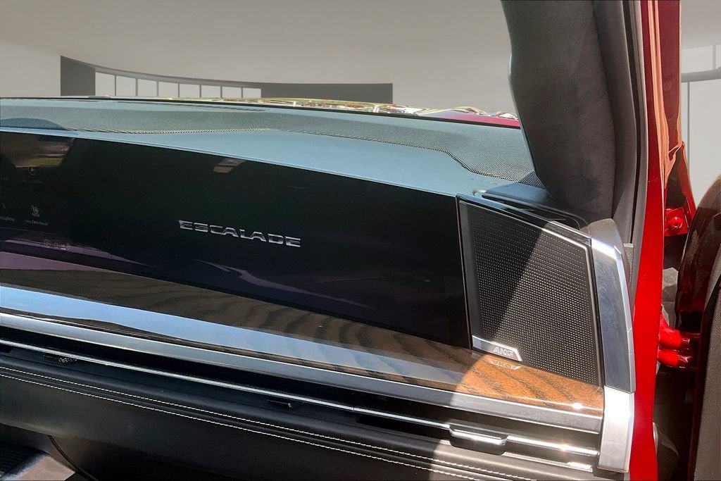 Certified 2026 Cadillac Escalade Platinum Sport w/ LPO, ONYX Package AWD/4WD image 16