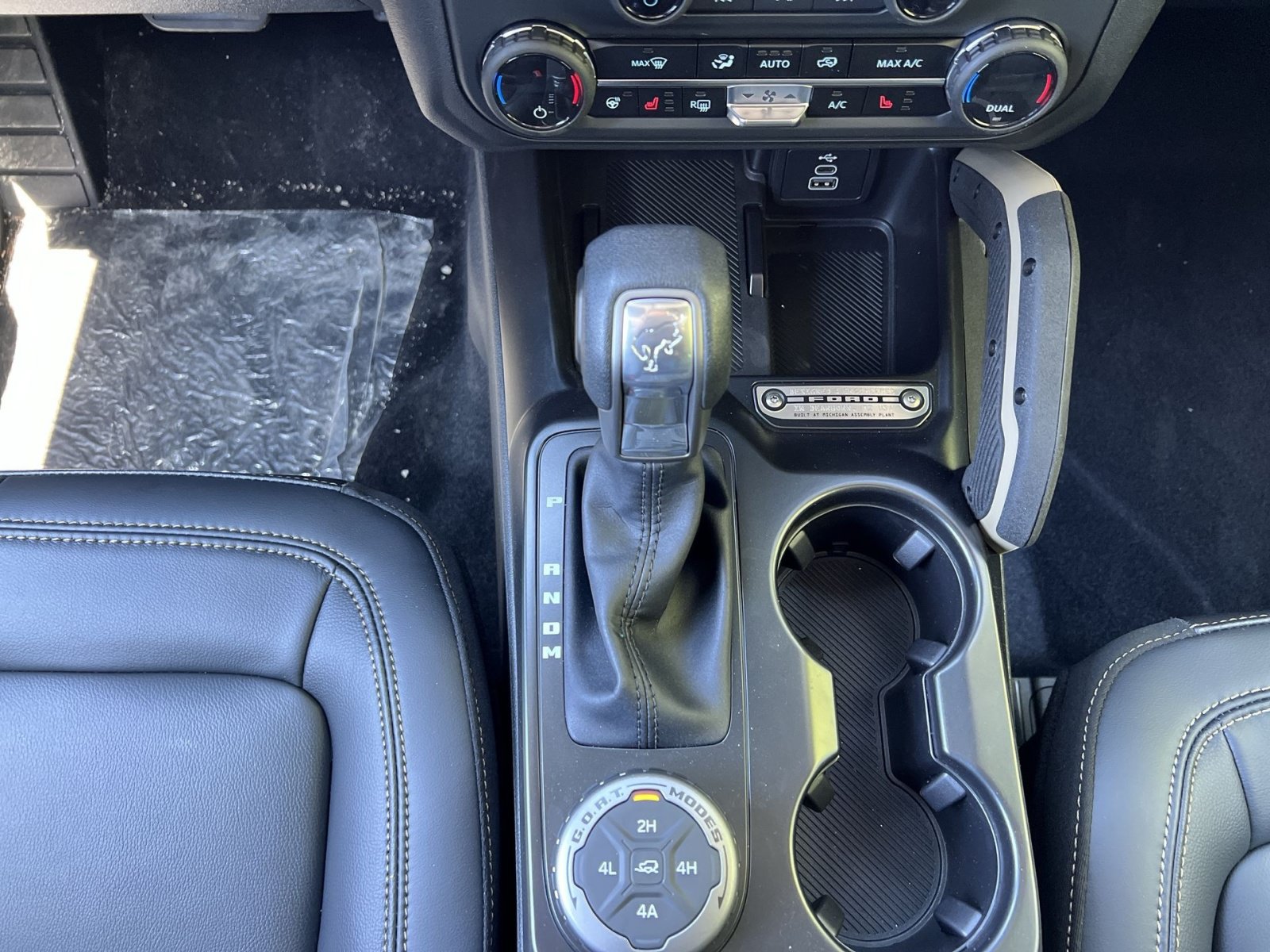 New 2026 Ford Bronco Badlands AWD/4WD image 22