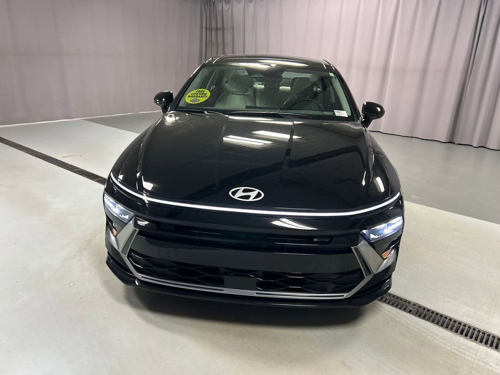 Used 2025 Hyundai Sonata SEL image 2