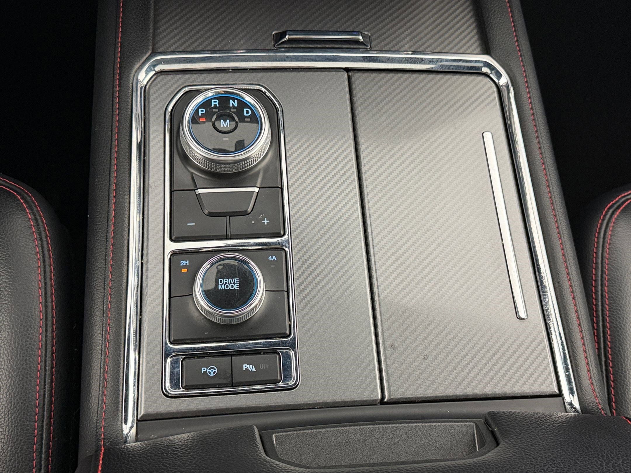 Used 2019 Ford Expedition Limited w/ Equipment Group 303A image 16