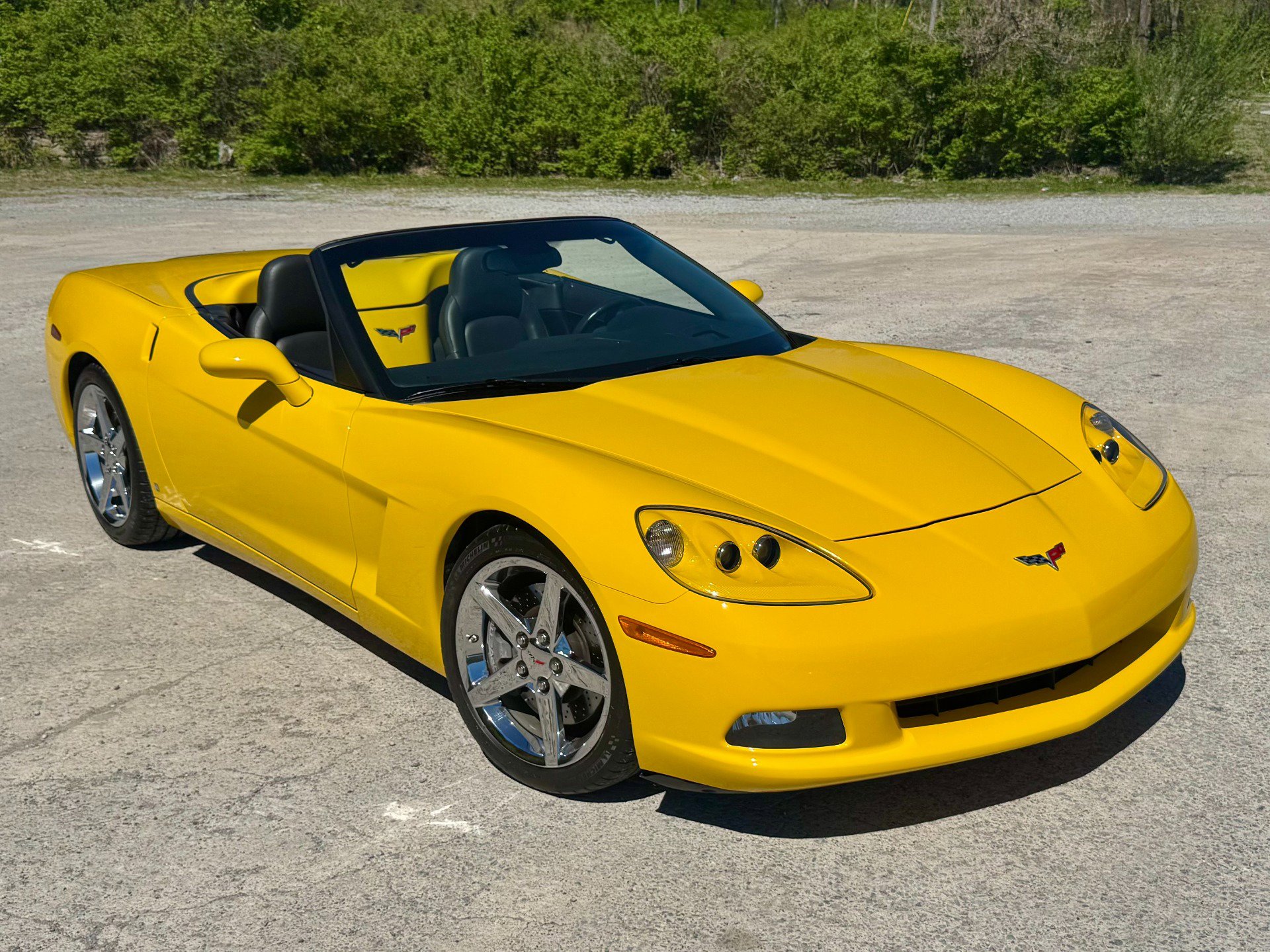Used 2007 Chevrolet Corvette Convertible w/ Preferred Equipment Group image 1