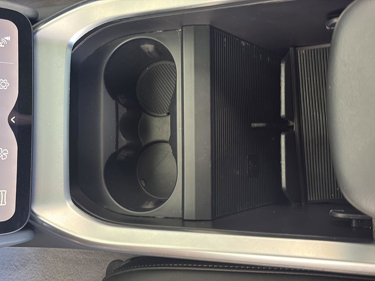 Used 2024 Lucid Air Touring image 11