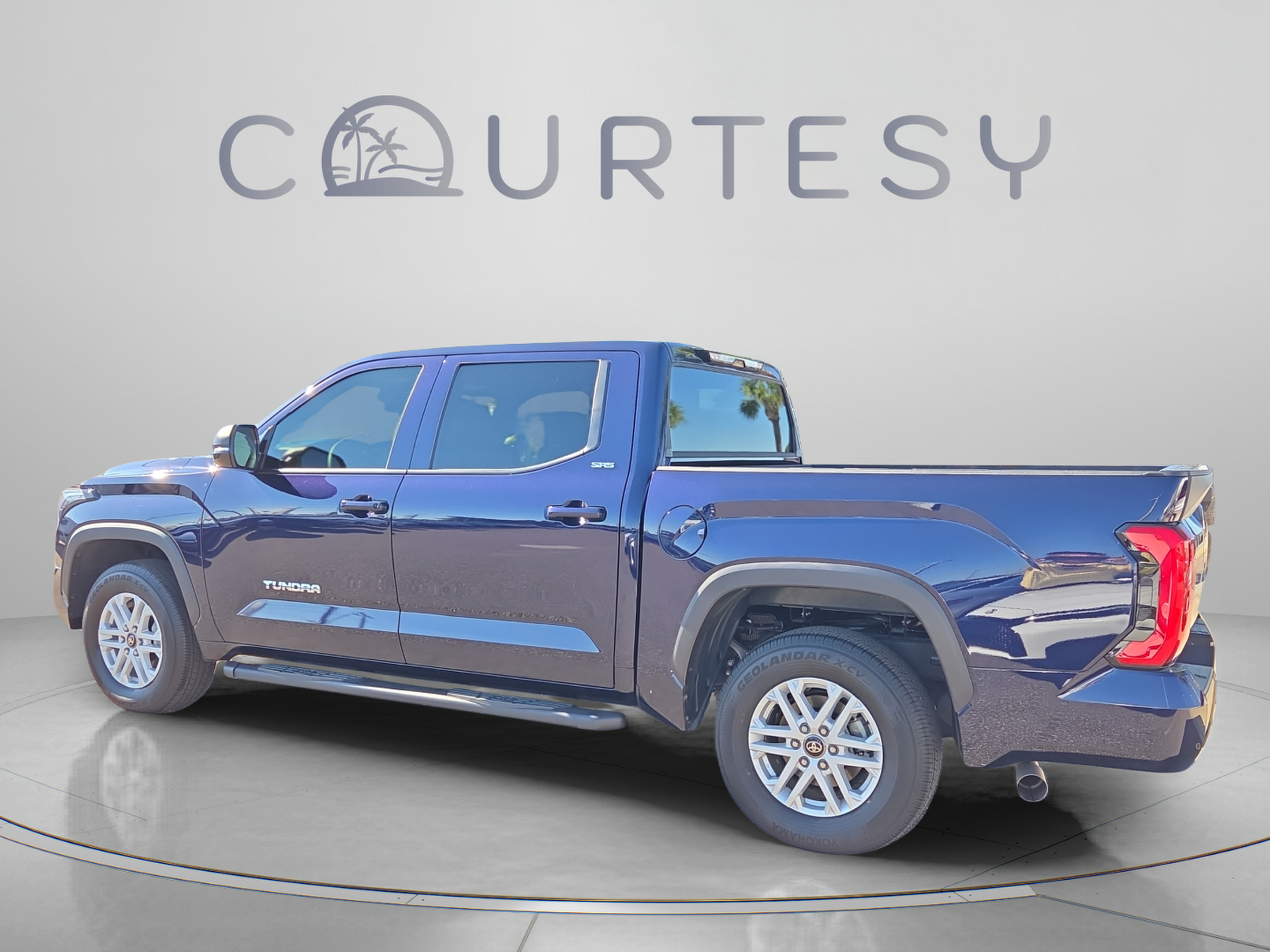 Certified 2026 Toyota Tundra SR5 w/ SR5 Premium Package RWD image 3