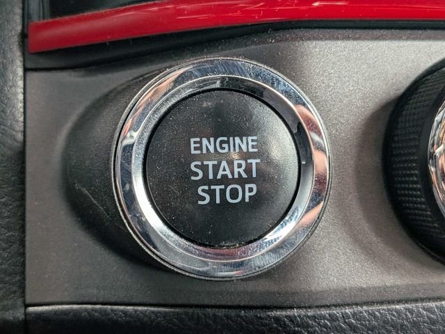 Used 2016 Toyota Tacoma TRD Off-Road w/ Premium & Technology Package AWD/4WD image 27