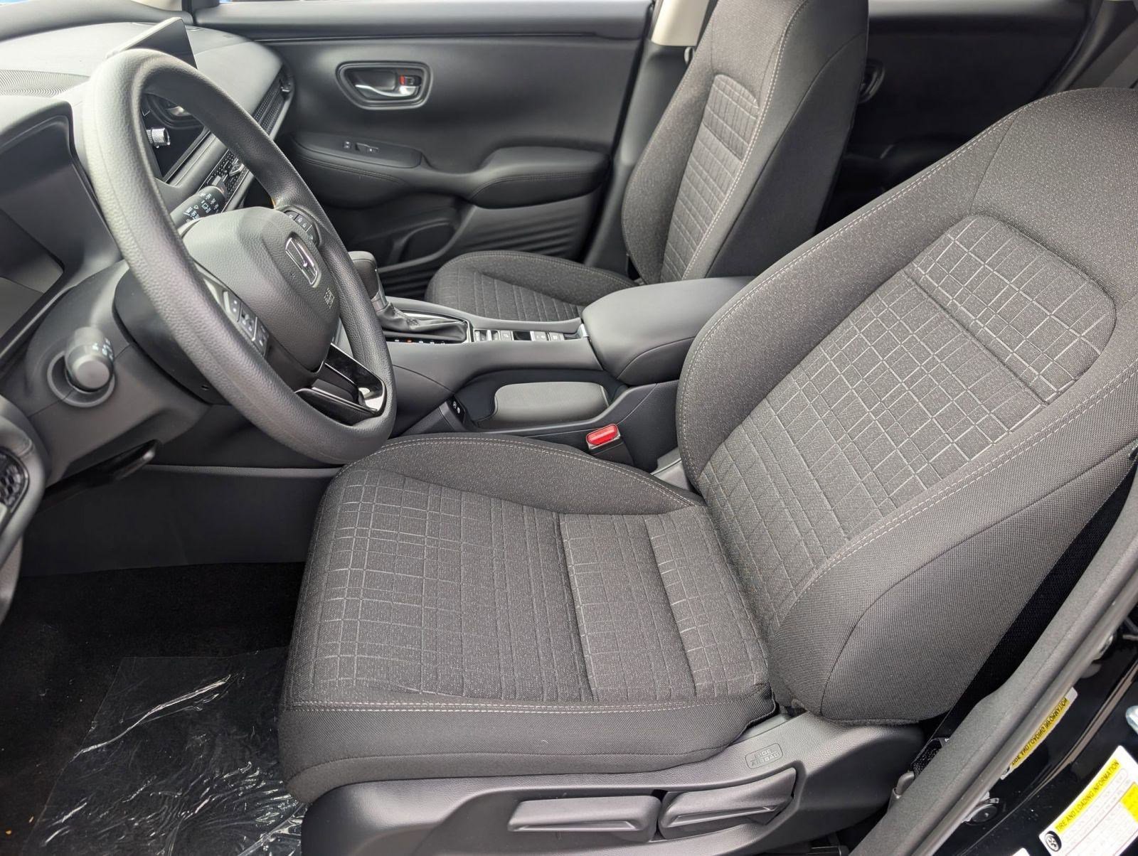 New 2026 Honda HR-V LX image 4